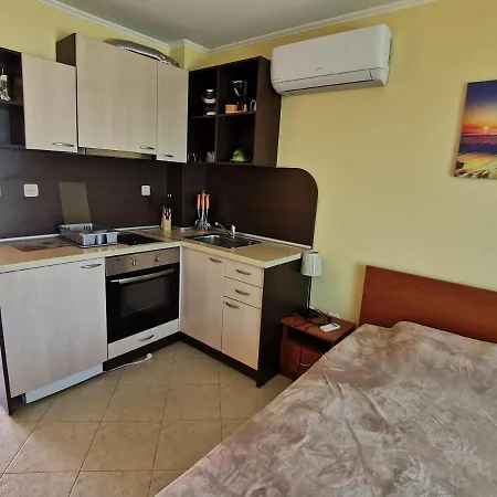 Black Sea Paradise, Luxury Apartment *